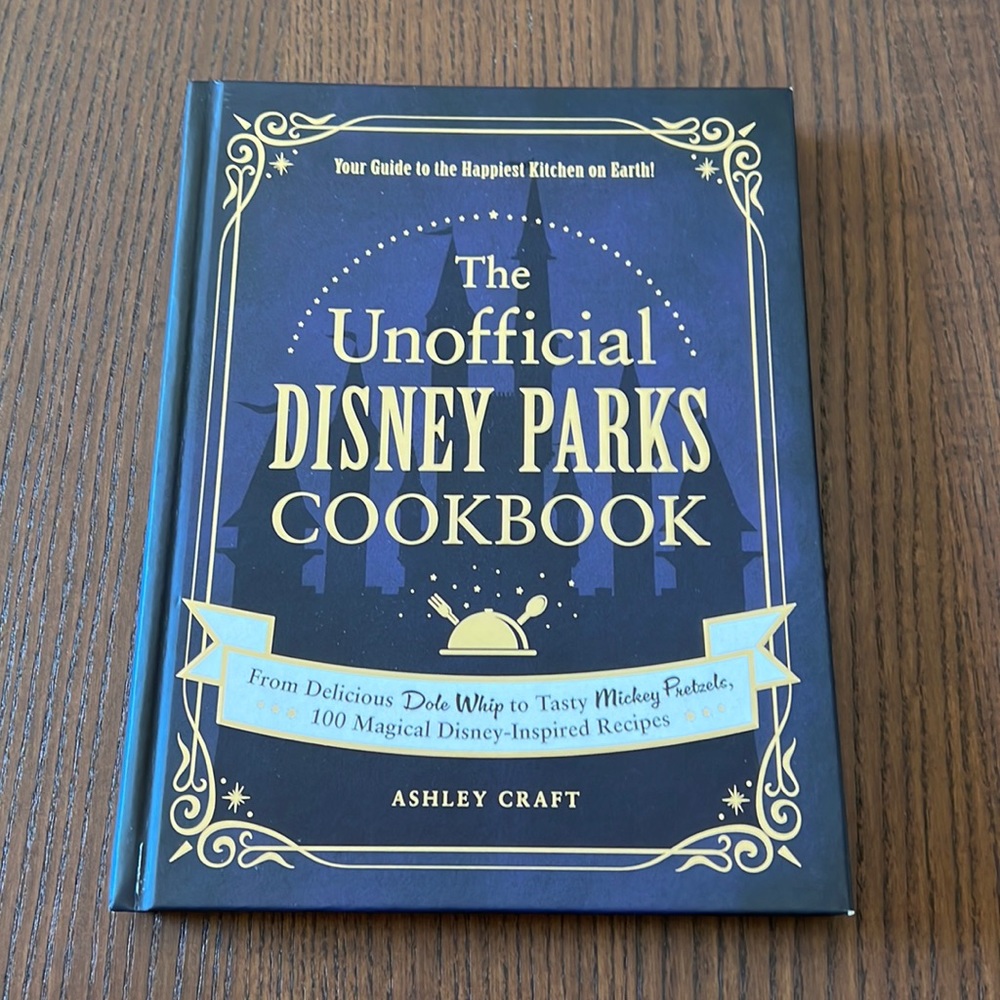 Disney Food book!!! 😋